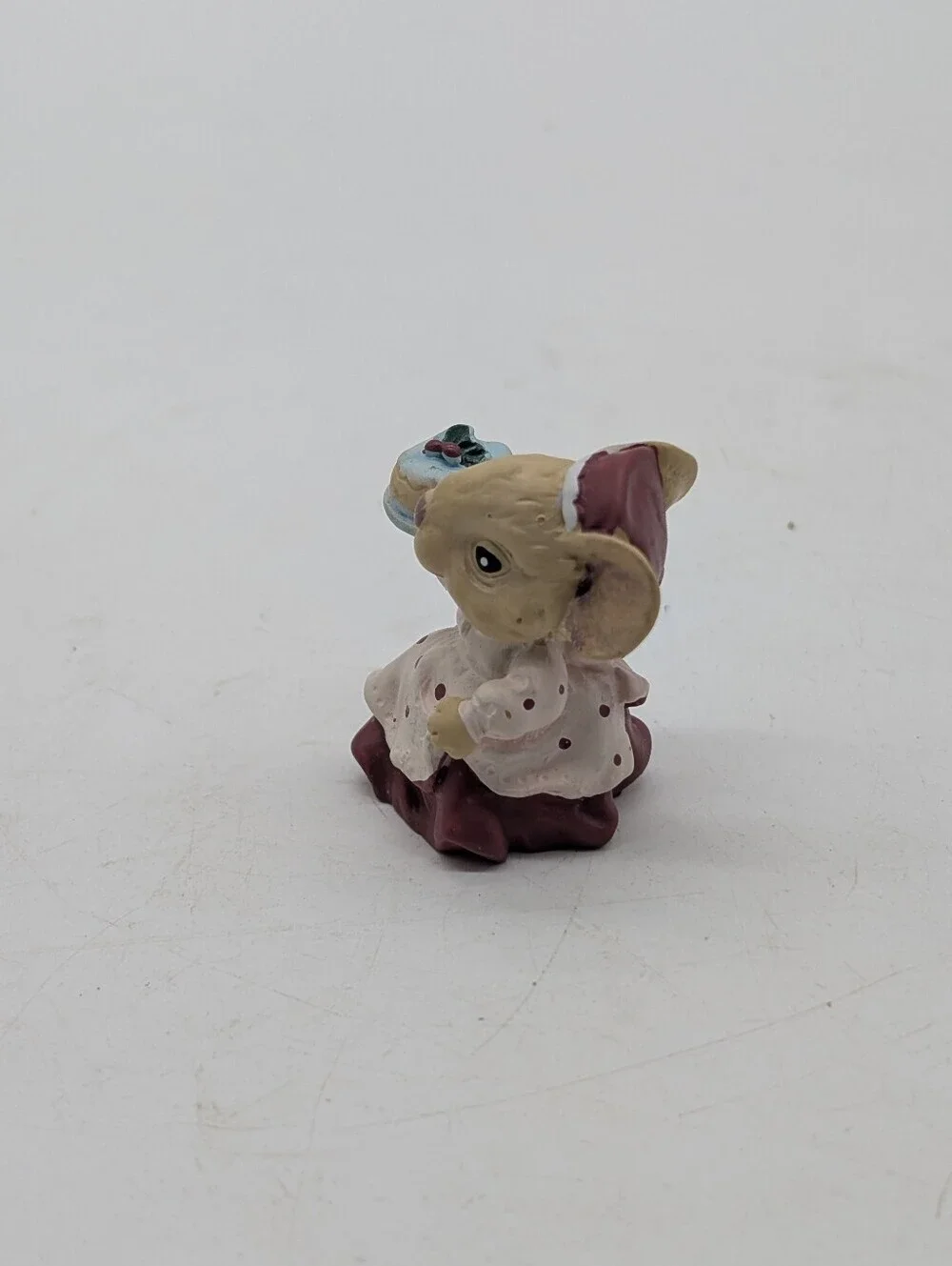 Vintage Miniature Mouse Figurine with Cake Made in Taiwan ROC Anthropomorphic